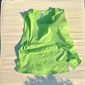 Lululemon tank
